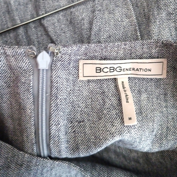 BCBGeneration Women's Fit and Flare Ruffle Tier Mini Skirt. Size M - Picture 12 of 15